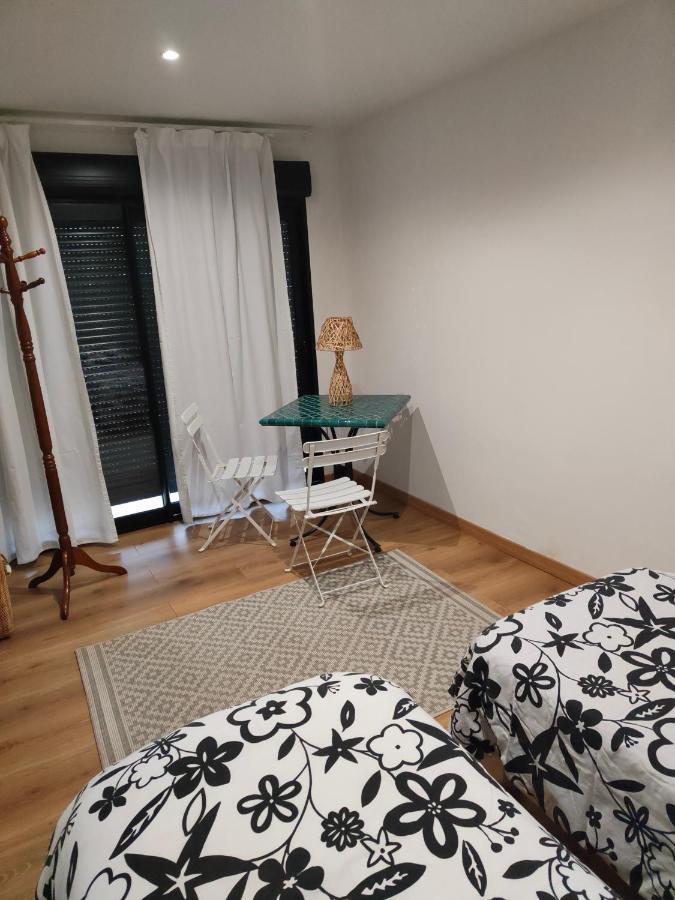 Hotel Maryse Douvrin Esterno foto